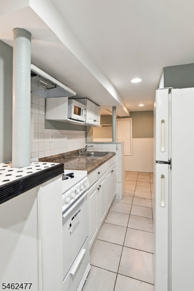 15 Boyle Pl Property Photo 22