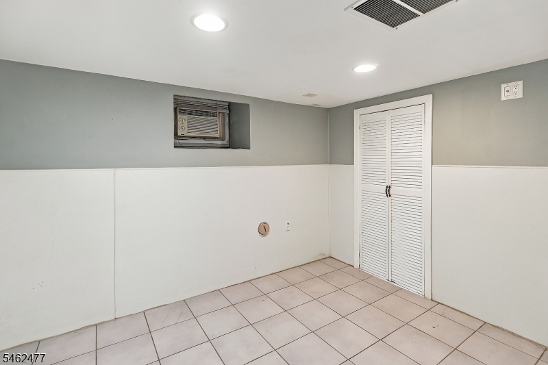 15 Boyle Pl Property Photo 23