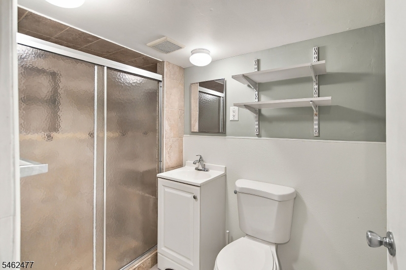 15 Boyle Pl Property Photo 24