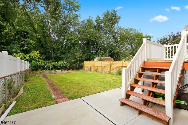 15 Boyle Pl Property Photo 27