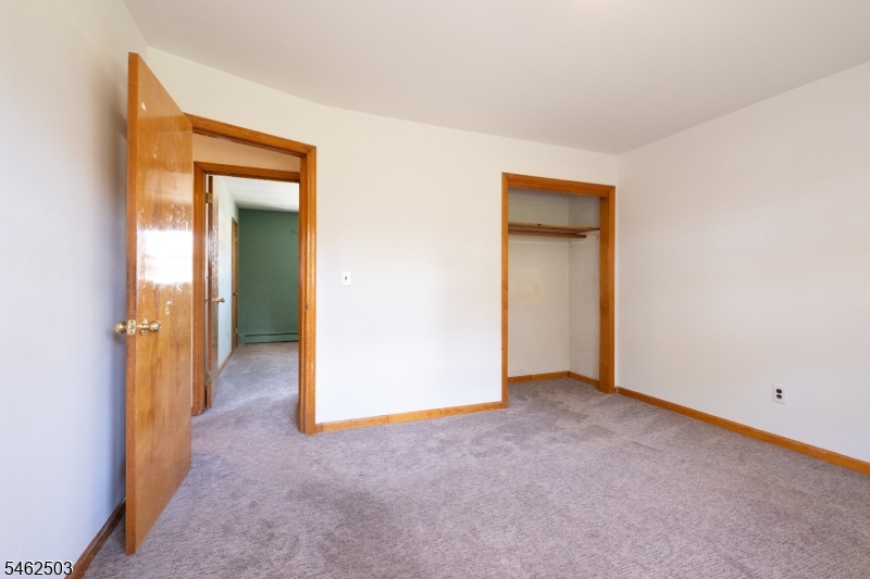 34 Cottage Pl Property Photo 19