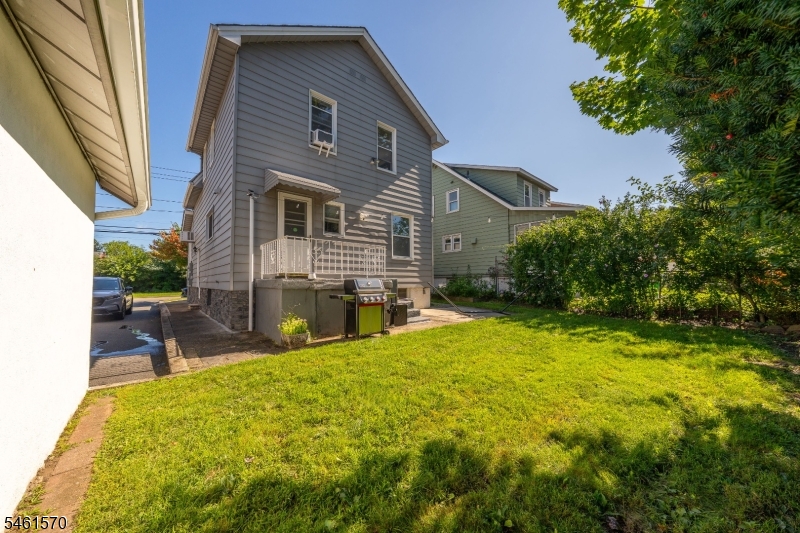 344 Rutherford Ave Property Photo 19