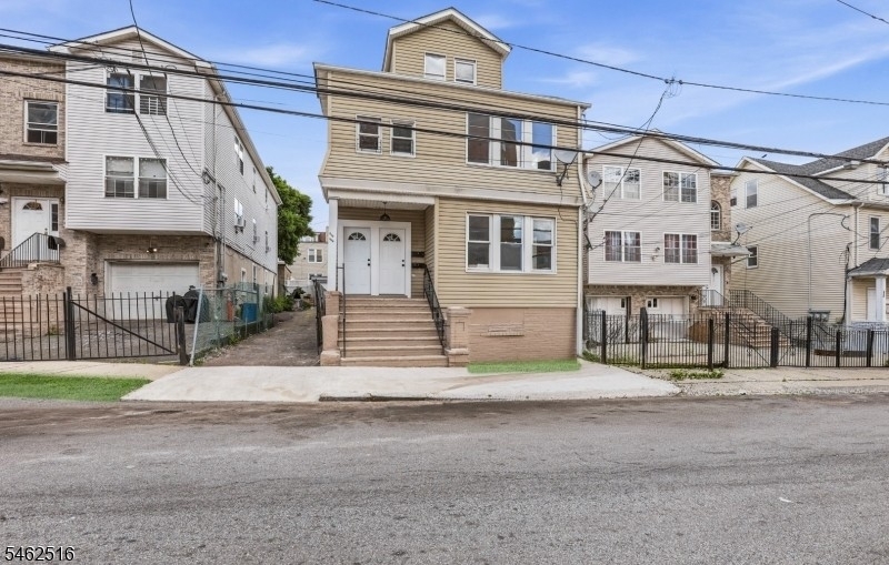 235 Lehigh Ave Property Photo 1