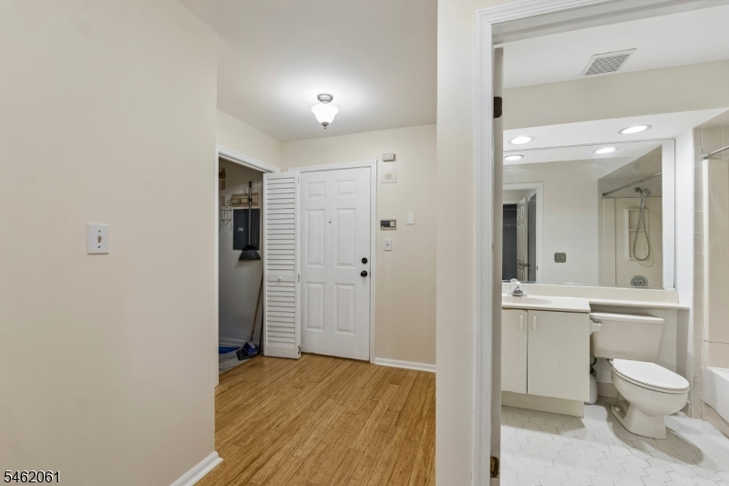 1403 Stoneridge Cir Property Photo 18