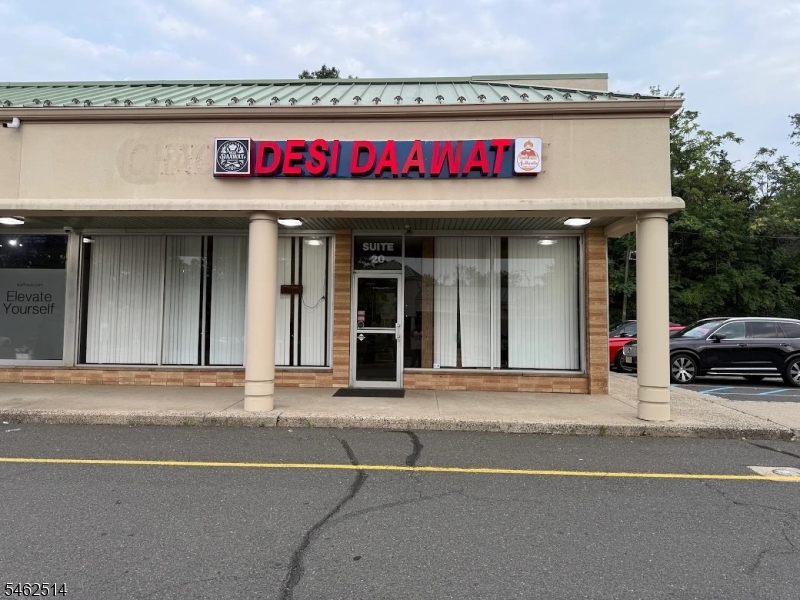 900 Easton Ave