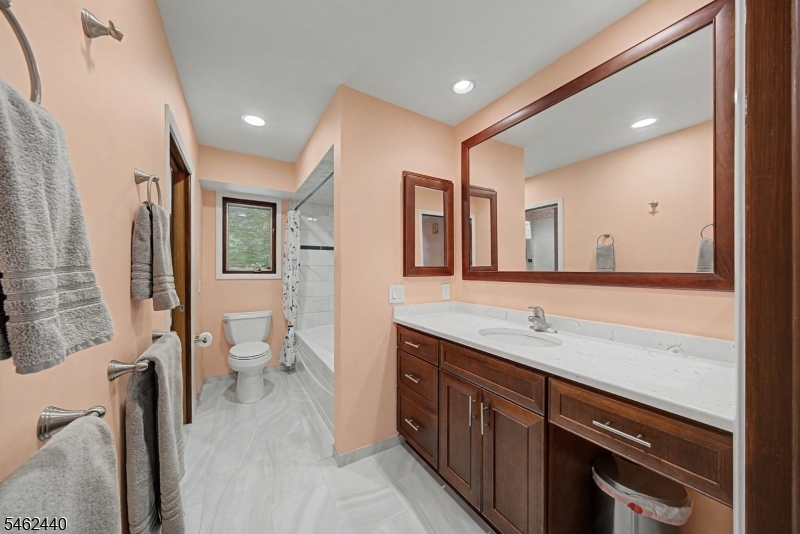 5 Allen Dr Property Photo 26