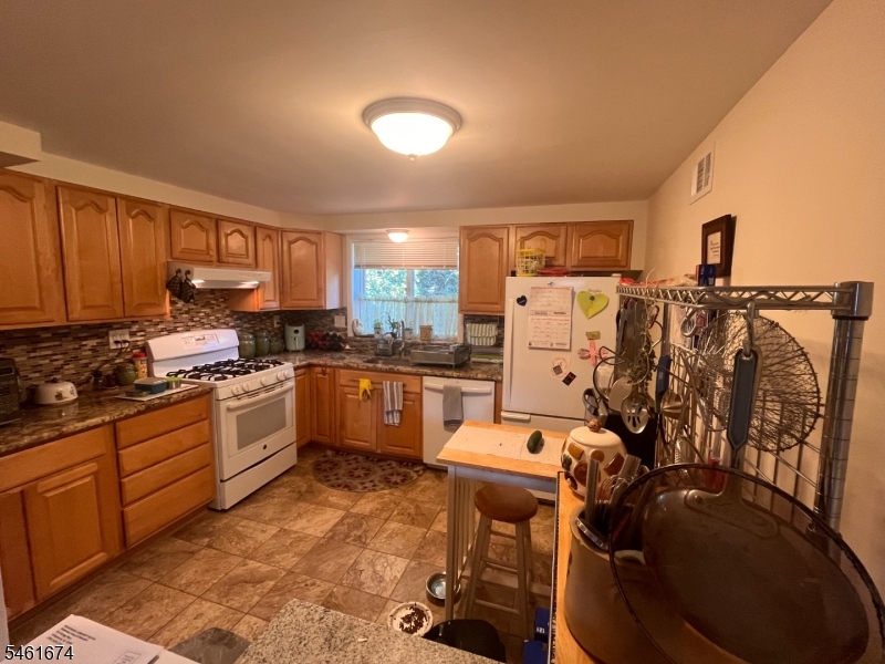 33 Smith St Property Photo 3