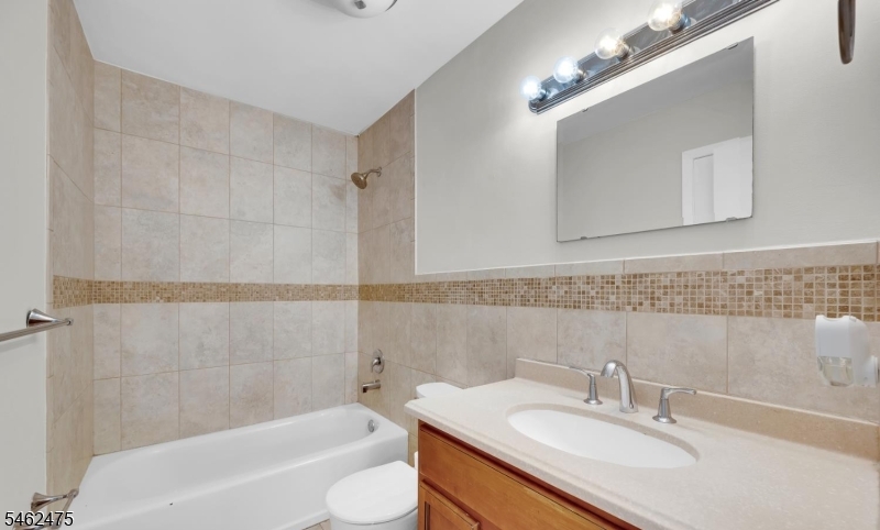48 Ellen Heath Dr 48 Property Photo 14