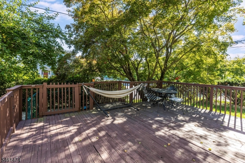 51 Ringwood Ave Property Photo 4