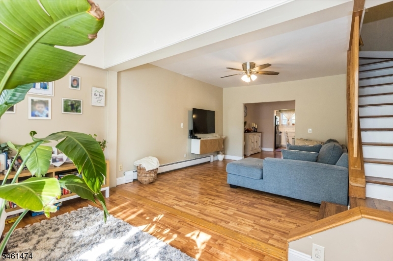 51 Ringwood Ave Property Photo 8
