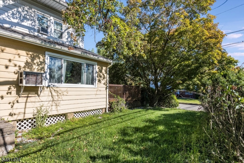 51 Ringwood Ave Property Photo 29