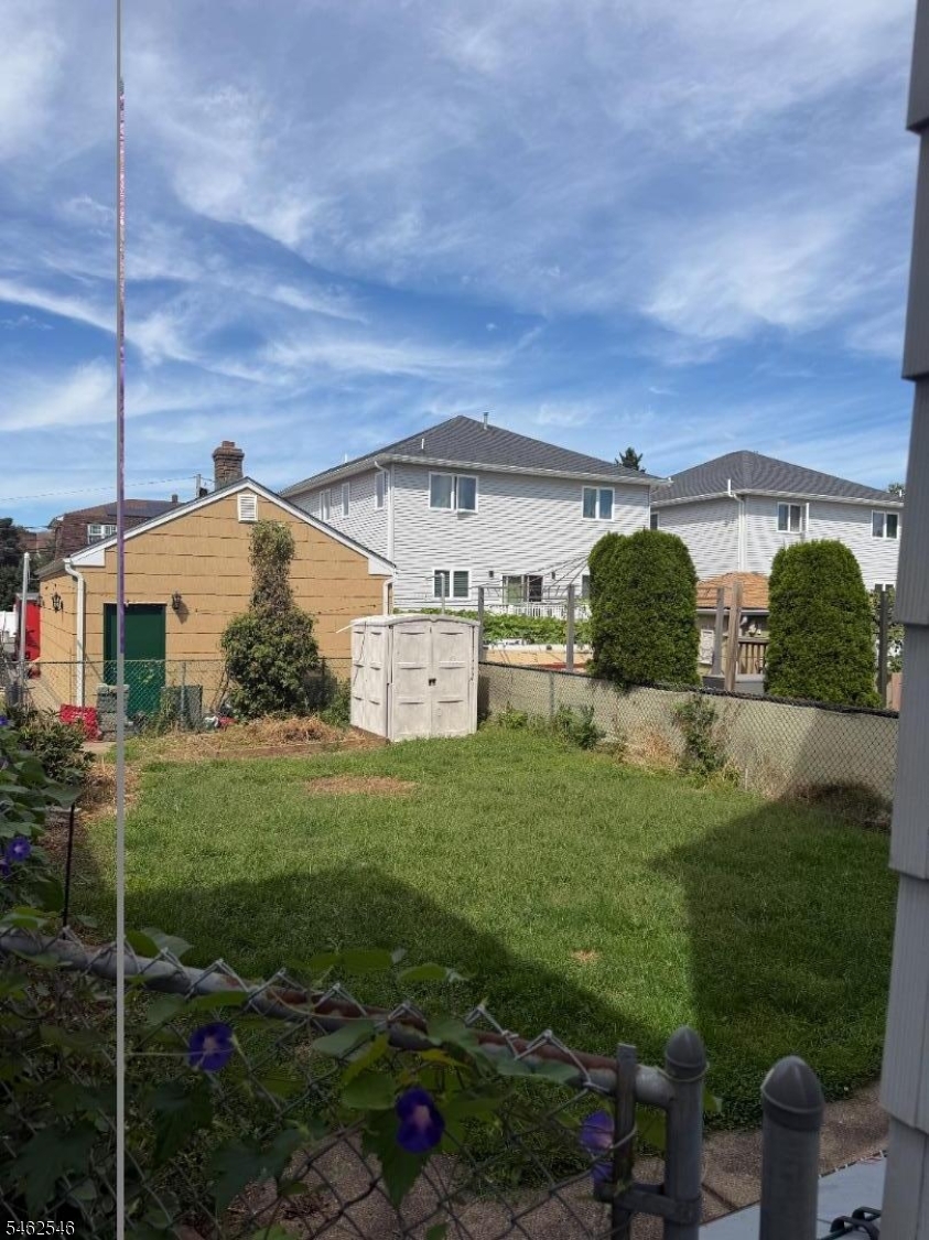 24 Pleasant Ave 2 Property Photo 2