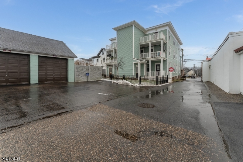 16 Main Street Property Photo 29