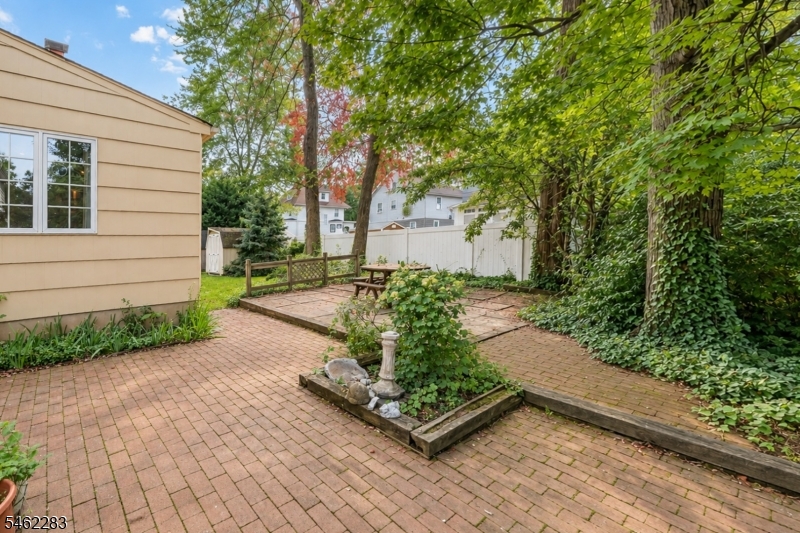 20 George Rd Property Photo 8