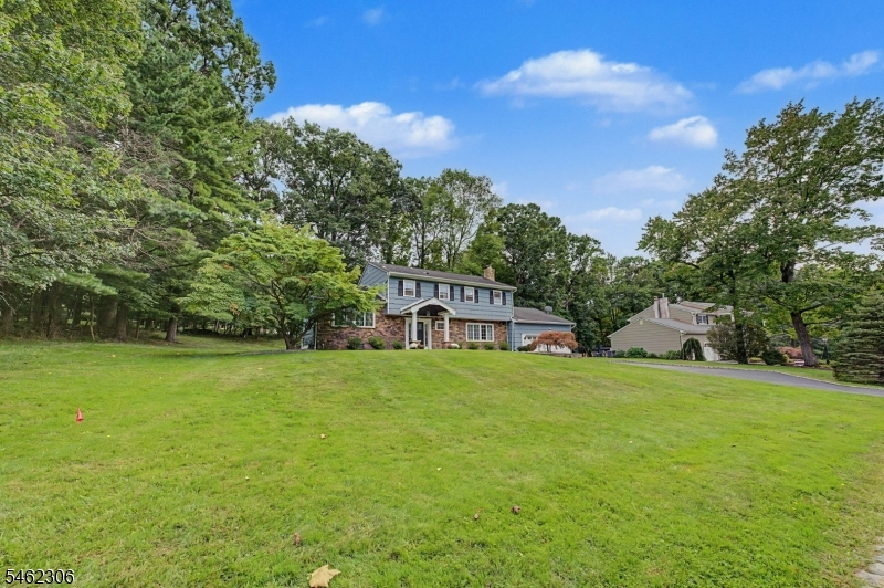 6 Peppermill Ct Property Photo 3