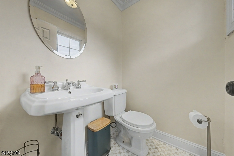 6 Peppermill Ct Property Photo 11