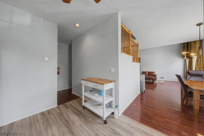 7 Caroline Foster Ct Property Photo 13