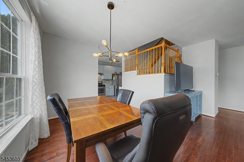 7 Caroline Foster Ct Property Photo 15