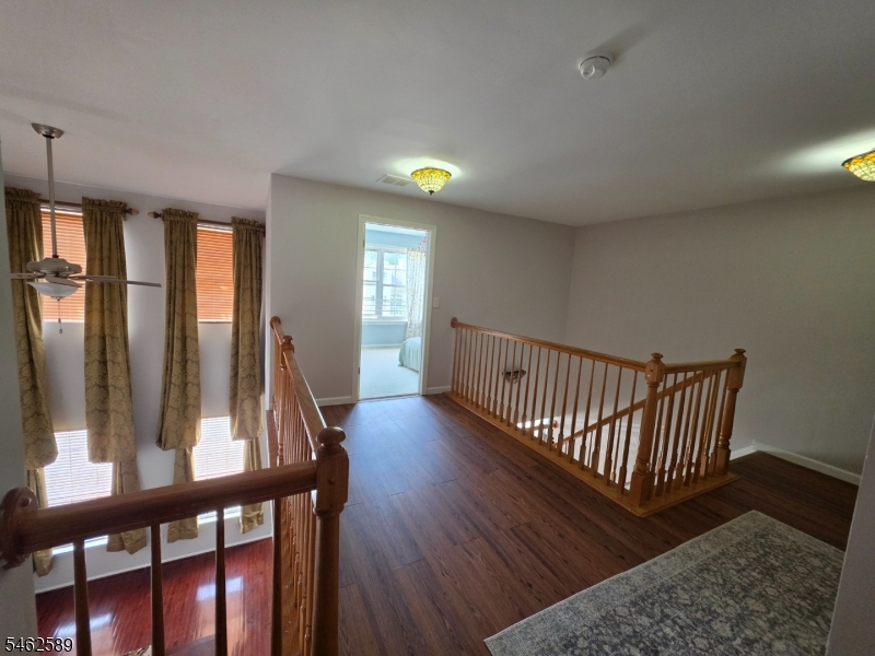 7 Caroline Foster Ct Property Photo 17
