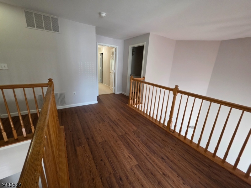 7 Caroline Foster Ct Property Photo 21