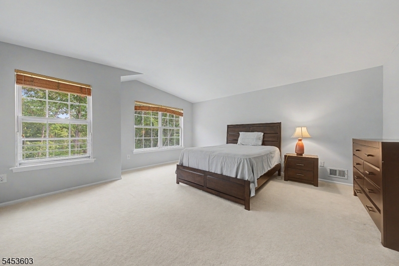 7 Caroline Foster Ct Property Photo 24