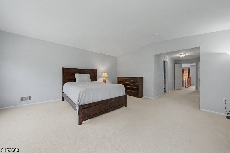 7 Caroline Foster Ct Property Photo 25
