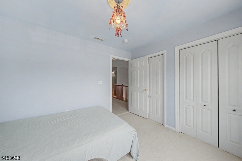 7 Caroline Foster Ct Property Photo 34
