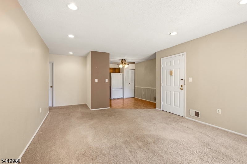 61 Taylor Dr Property Photo 11