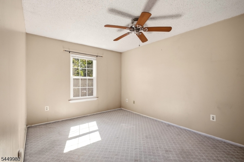 61 Taylor Dr Property Photo 21