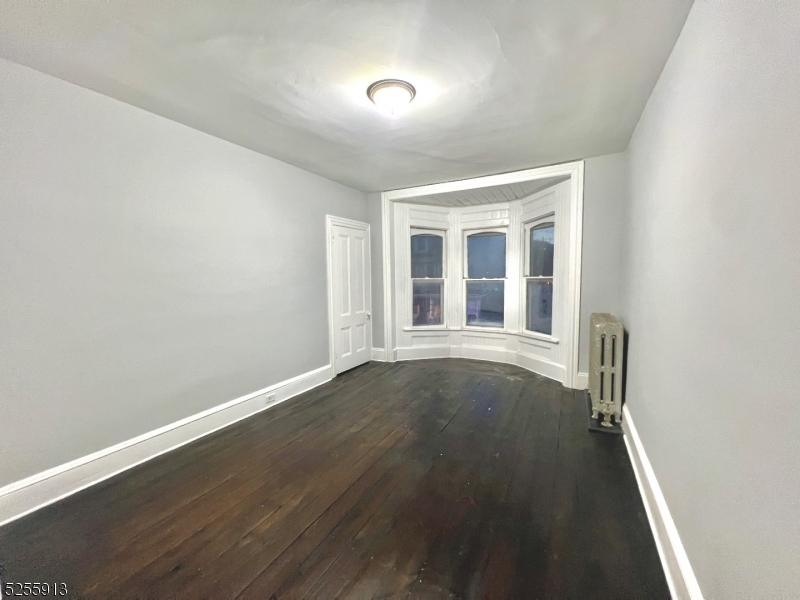 507 S Main St Property Photo 9
