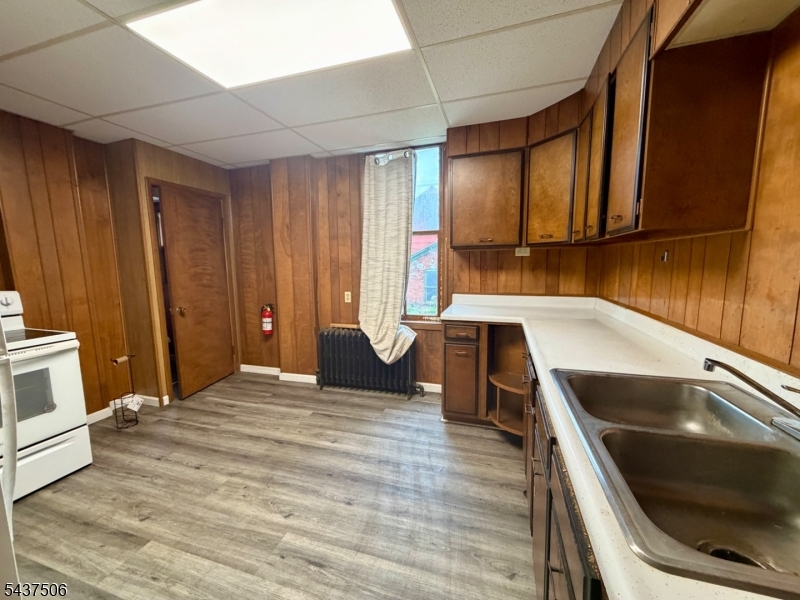 507 S Main St Property Photo 30