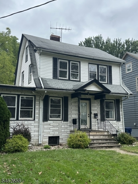 1165 Loraine Ave Property Photo 1