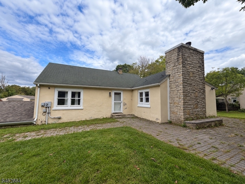 2 Melba Dr Property Photo 1