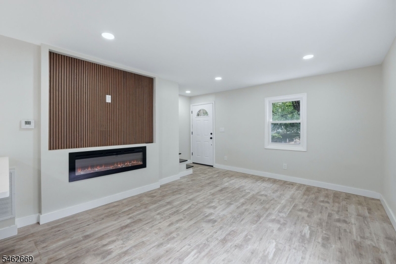 243 N 15th St Property Photo 14