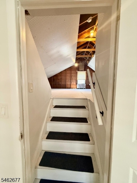 610 Myrtle Ave Property Photo 19