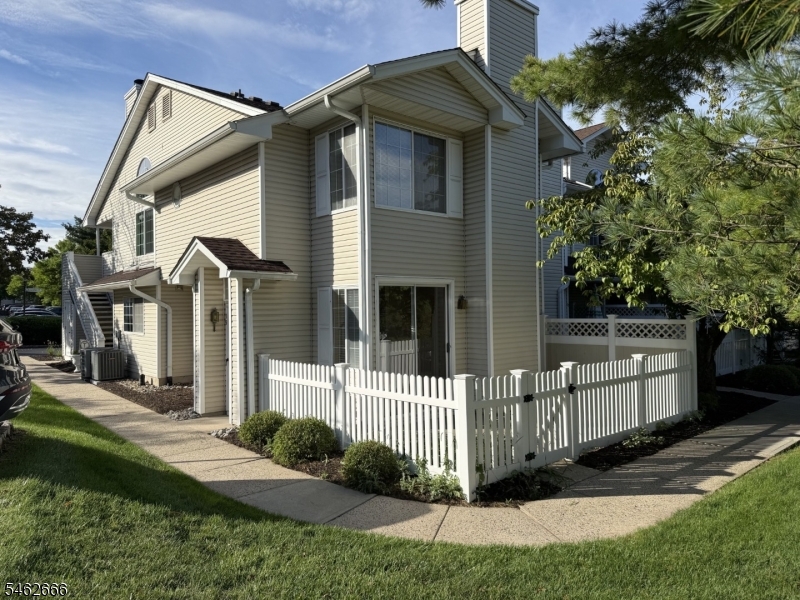 79 Academy Court Ondo 79 Property Photo 2