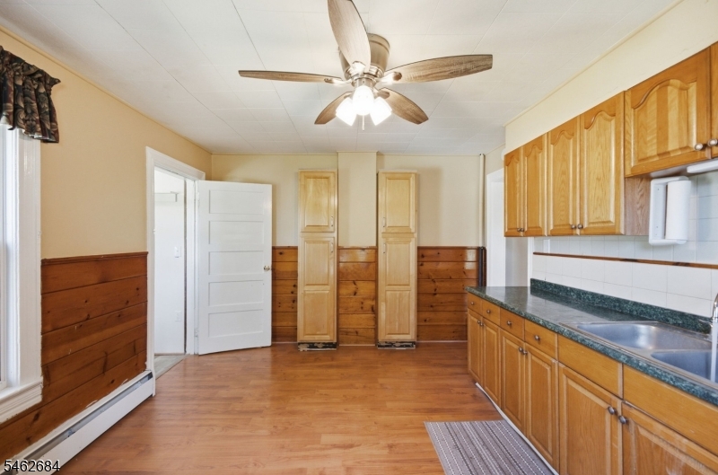 43 Linwood Avenue Property Photo 6