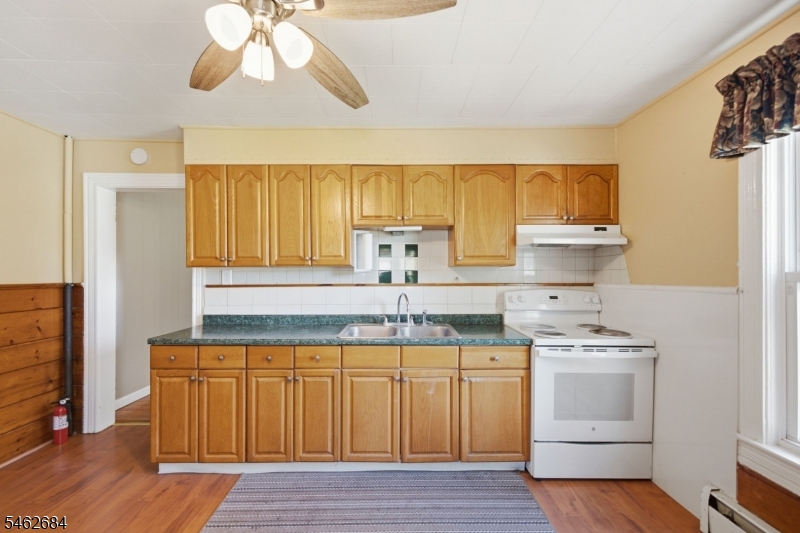 43 Linwood Avenue Property Photo 8