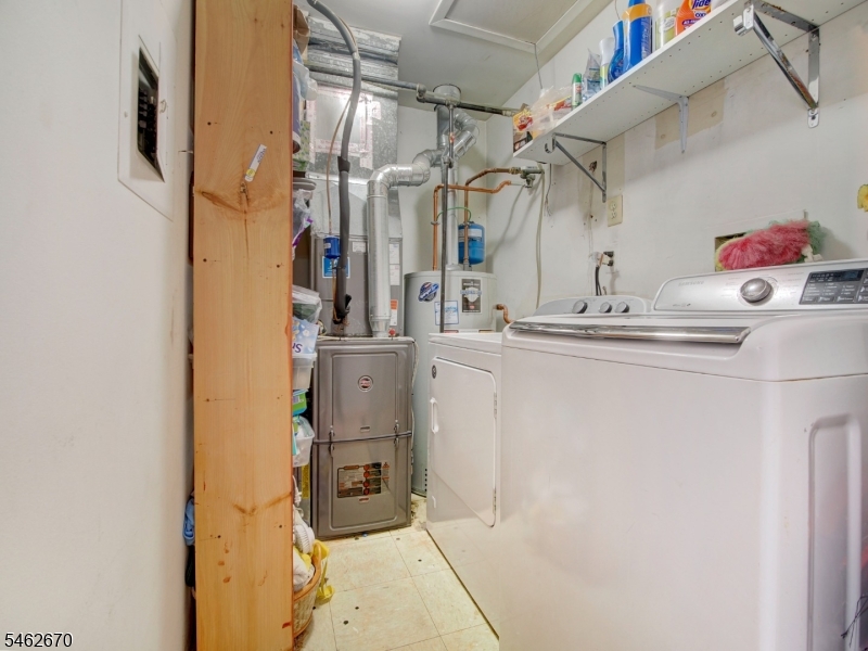196 Drake Ln 196 Property Photo 18