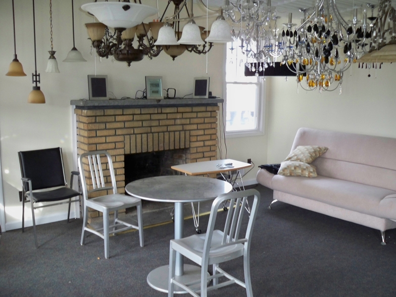 211 Park Ave Property Photo 2