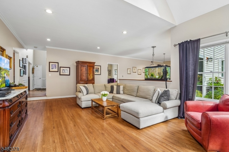 26 Morrison St Property Photo 20