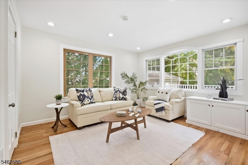 77 Meadowbrook Rd Property Photo 16
