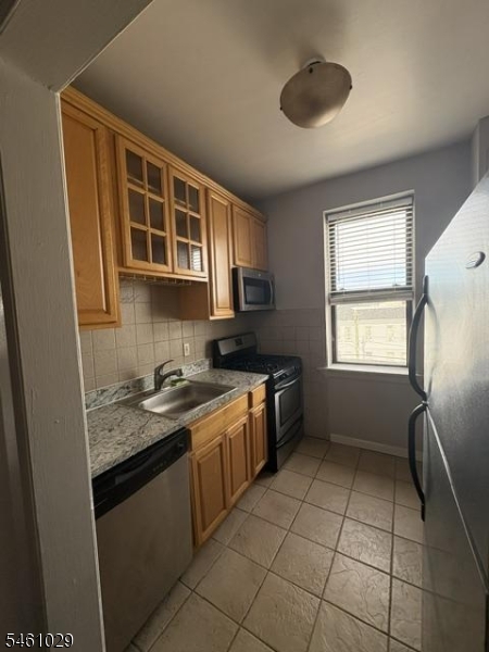 680 Kennedy Blvd 406 Property Photo 9