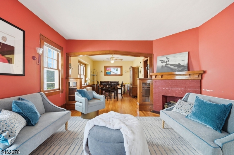 66 Rowland Ave Property Photo 7