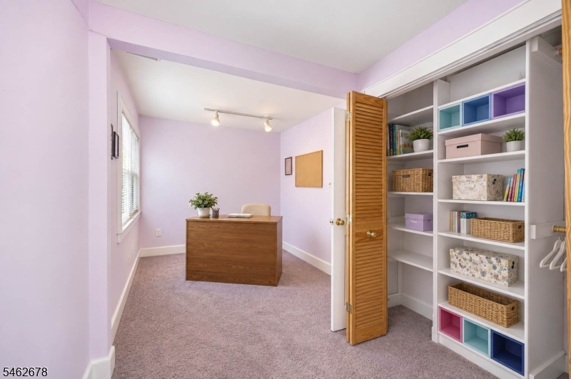 66 Rowland Ave Property Photo 30
