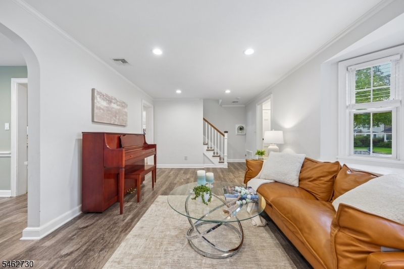 36 Amelia Ave Property Photo 8