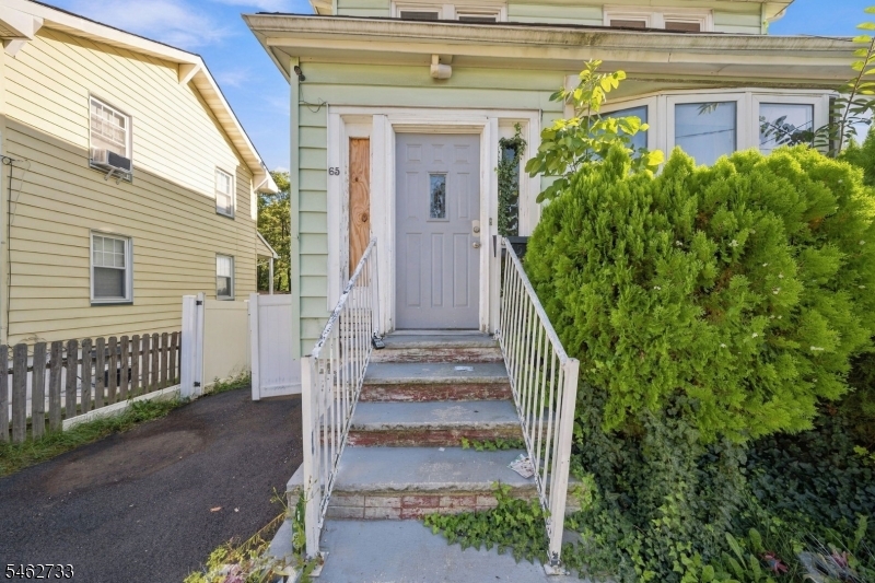 65 Revere Ave Property Photo 5