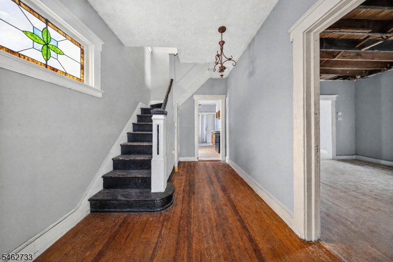 65 Revere Ave Property Photo 7