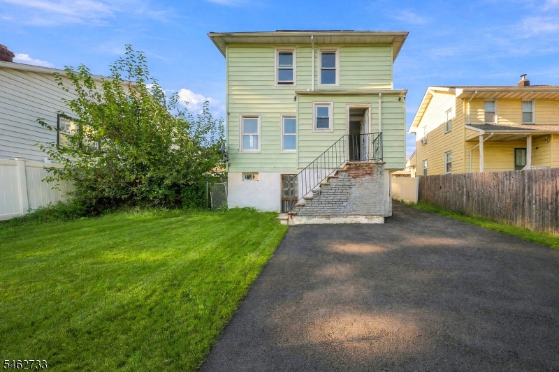 65 Revere Ave Property Photo 22