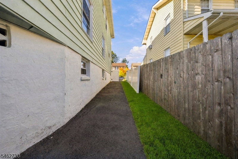 65 Revere Ave Property Photo 23